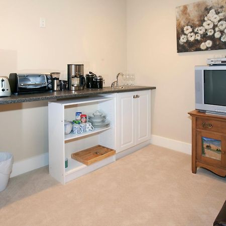 Okeefes Landing Bed & Breakfast Vernon Exterior foto